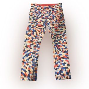 Lululemon Capri leggings size 6 multicolor